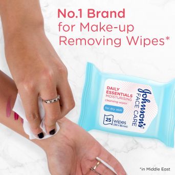 Johnson's Cleansing Face Wipes, Daily Essentials, Moisturising, Dry Skin, Pack Of 25 Wipes